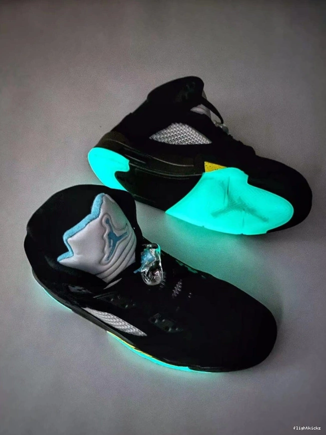 Aqua Air 5 Jordan DD0587-047 0827